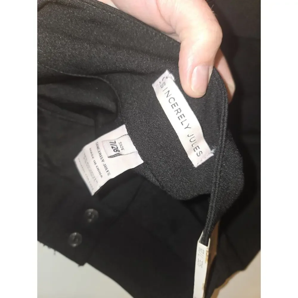 Sincerely Jules Women’s Trouser Shorts 7/28 Black High Rise Dress Shorts NWT